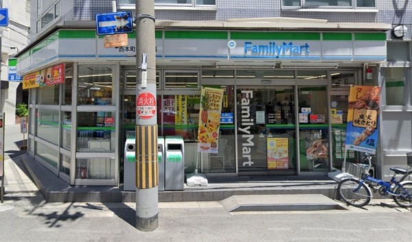シエリア靭本町(ファミリーマート西本町一丁目店)