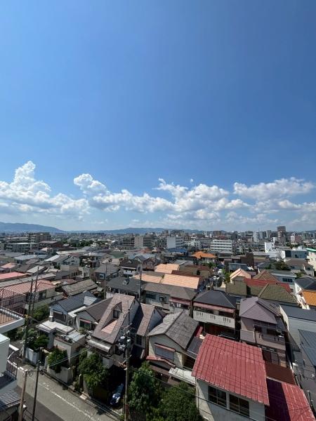 プレサンスロジェ伊丹ラヴィ