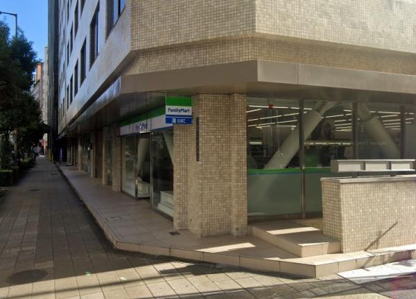 大阪ひびきの街ザ・サンクタスタワー(ファミリーマート四ツ橋北店)