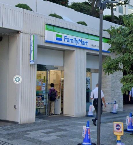 シティタワー大阪本町(ファミリーマート大阪国際ビル西口店)