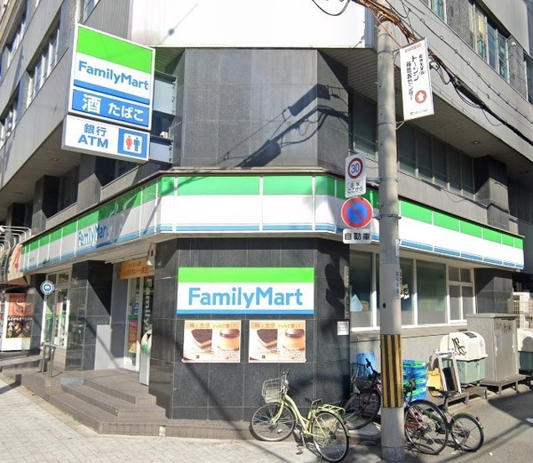 ベルデフラッツ阿波座(ファミリーマート西本町二丁目店)