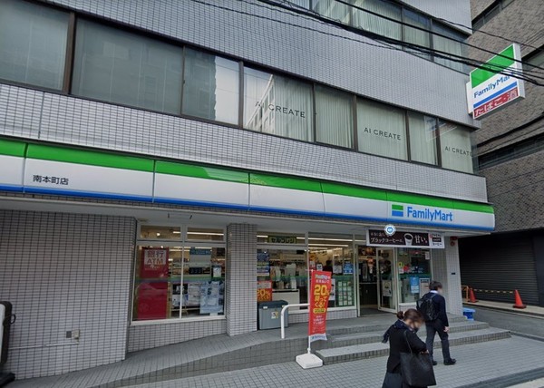 プレサンスロジェ堺筋本町(ファミリーマート南本町店)