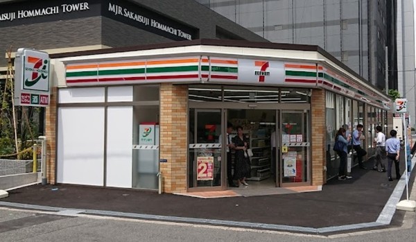 プレサンスロジェ堺筋本町(セブンイレブン堺筋本町南店)