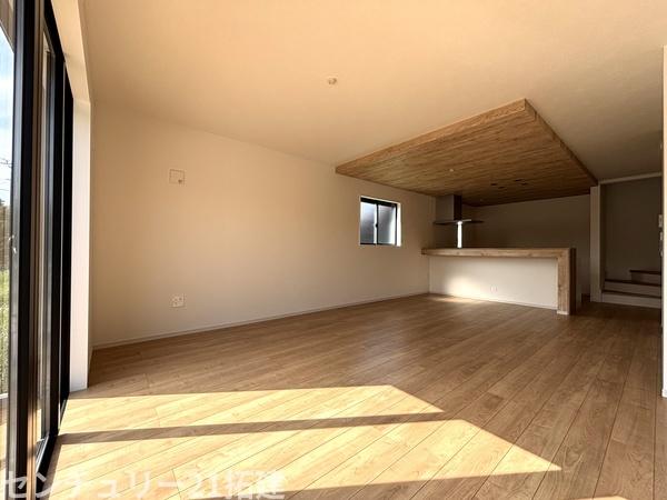 木更津市桜井新町新築住宅・1号棟(リビング)