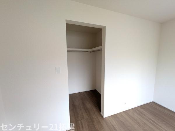 茂原市緑ケ丘3丁目新築住宅・2号棟(収納)