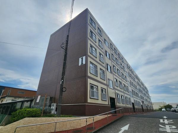 ファミール青葉台1号棟