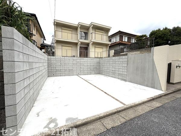 君津市陽光台1丁目の中古一戸建て(駐車場)