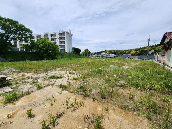市原市有秋台東　建築条件なし全3区画売地・2号地
