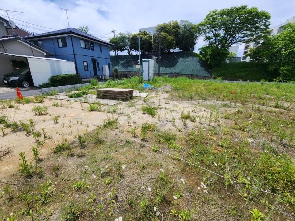 市原市有秋台東　建築条件なし全3区画売地・3号地