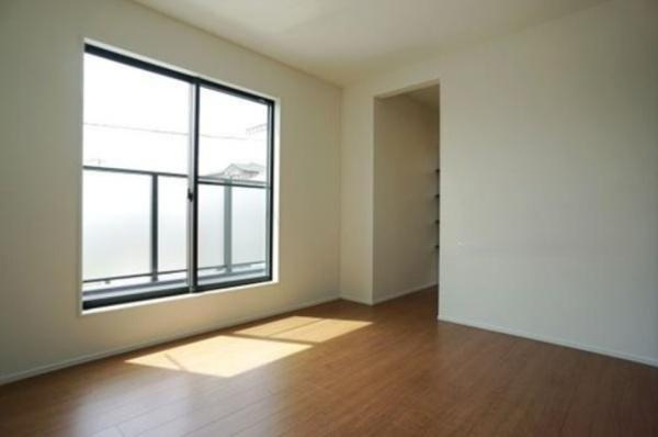 春日井市高山町３丁目の中古一戸建