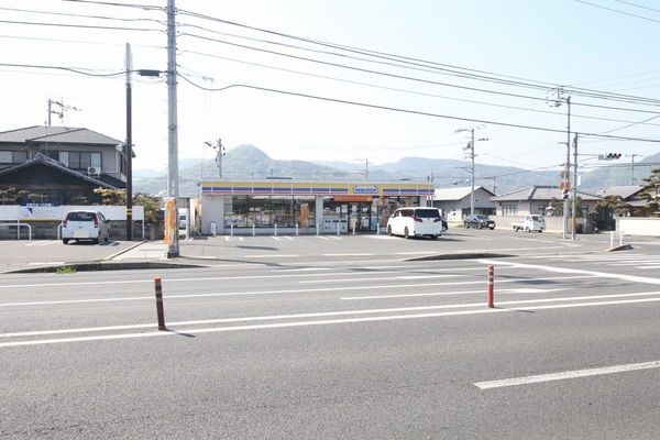 高松市檀紙町の土地(ミニストップ檀紙店)