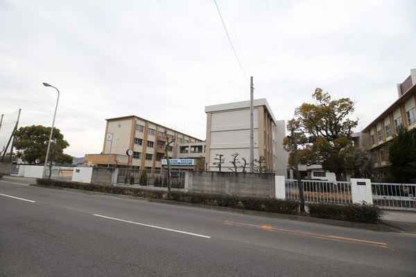 高松市香西北町の中古一戸建て(高松市立勝賀中学校)