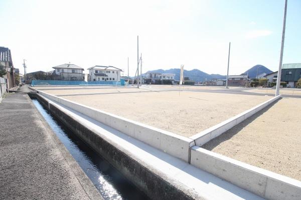 高松市円座町の土地