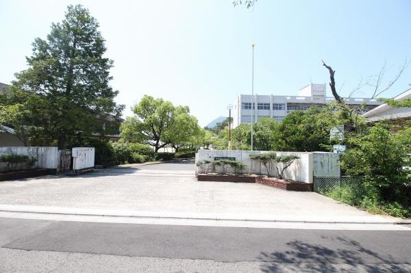 坂出市元町3丁目の土地(坂出市立坂出中学校)