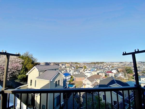恩田町1丁目テラスハウス