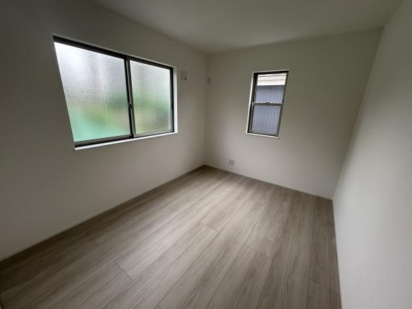東久留米市小山１丁目の新築一戸建