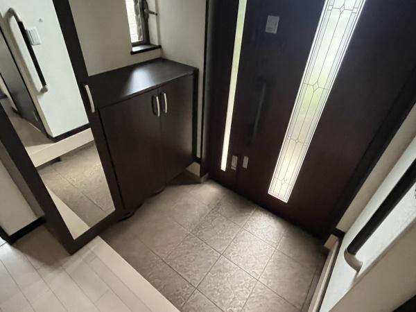 小平市花小金井5丁目の中古一戸建て(玄関)