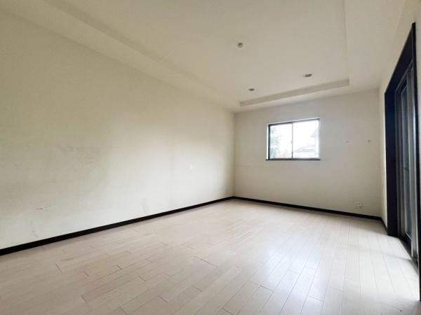 小平市花小金井5丁目の中古一戸建て(リビング)