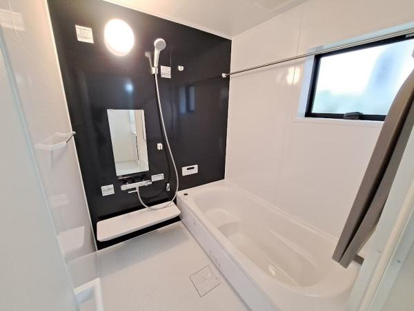 西東京市向台町6丁目の新築一戸建(バス)