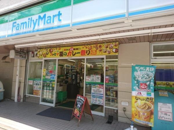 小平市仲町の新築一戸建(ファミリーマート小平駅南店)