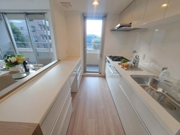 グランスイート三鷹下連雀