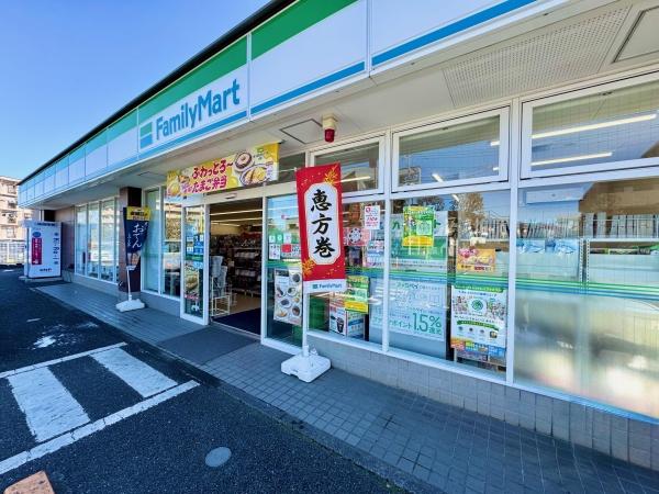 東久留米市滝山２丁目の新築一戸建(ファミリーマート)