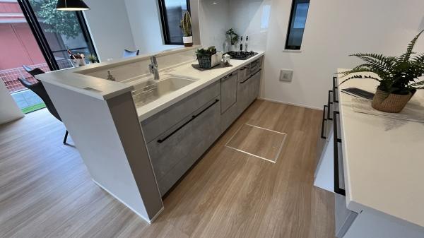 西東京市泉町５丁目の新築一戸建