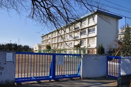 小平市花小金井８丁目の新築一戸建(小平第6中学校)