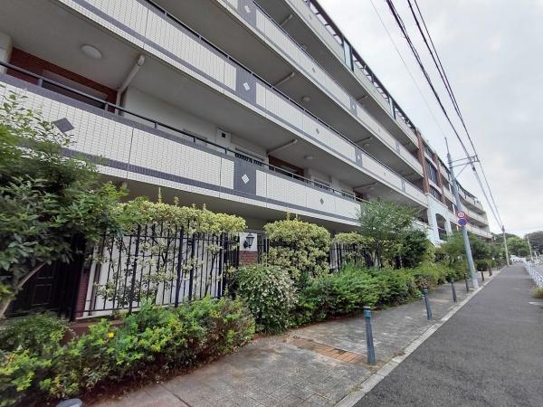 クイーンズフィールドひばりが丘ハイム