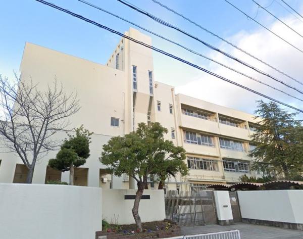 四條畷市雁屋北町の土地(四條畷市立四條畷西中学校)