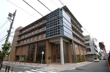 東大阪市岩田町１丁目の新築一戸建(医療法人寿山会喜馬病院)
