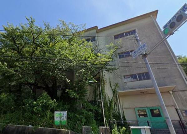 豊中市上野西３丁目の新築一戸建(豊中市立上野小学校)