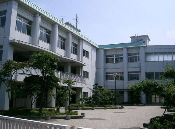 プロパレス阿倍野ヴィアッツァ(大阪市立松虫中学校)