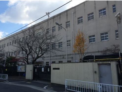 東大阪市中小阪５丁目の中古一戸建て(東大阪市立小阪中学校)