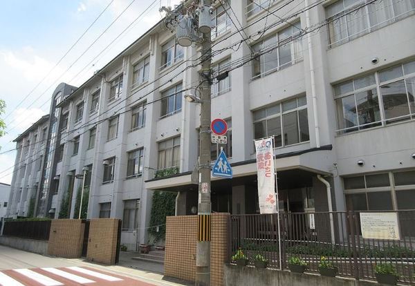 ライオンズマンション鶴橋(大阪市立桃谷中学校)