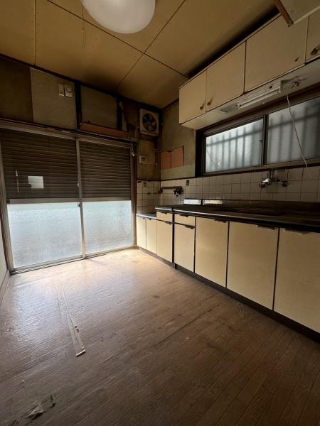 八尾市都塚１丁目の中古一戸建