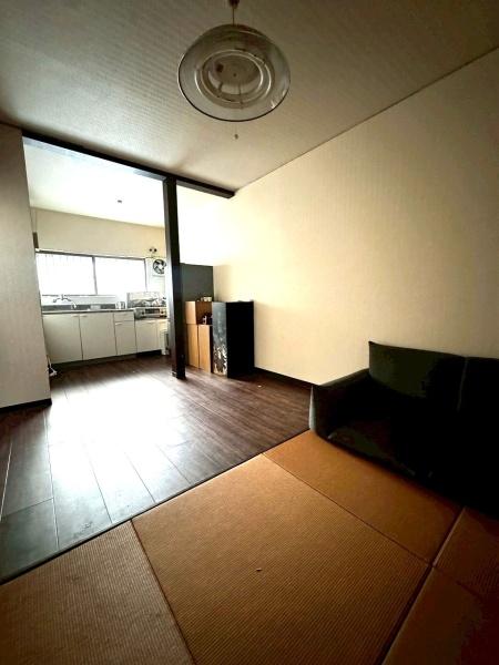 藤井寺市惣社１丁目の中古テラスハウス