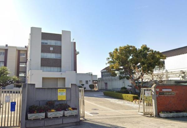 松原市松ケ丘３丁目の中古一戸建て(松原市立松原第四中学校)