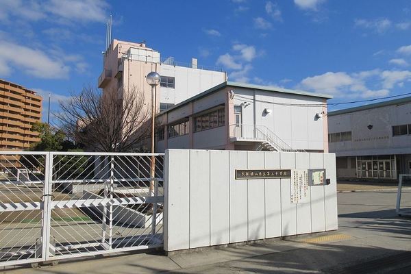 大阪狭山市半田５丁目の中古一戸建て(大阪狭山市立第三中学校)