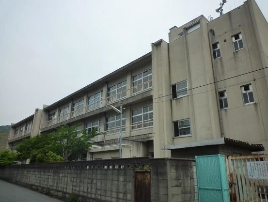 東大阪市本町の中古一戸建て(東大阪市立縄手北小学校)