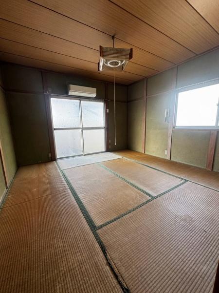 八尾市八尾木１丁目の中古一戸建て