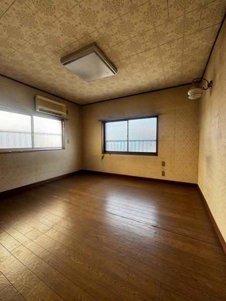 八尾市八尾木１丁目の中古一戸建て