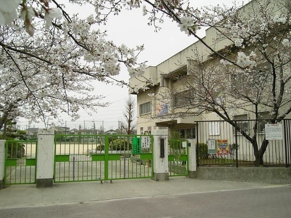 八尾市山本町北６丁目の土地(八尾市立山本小学校)