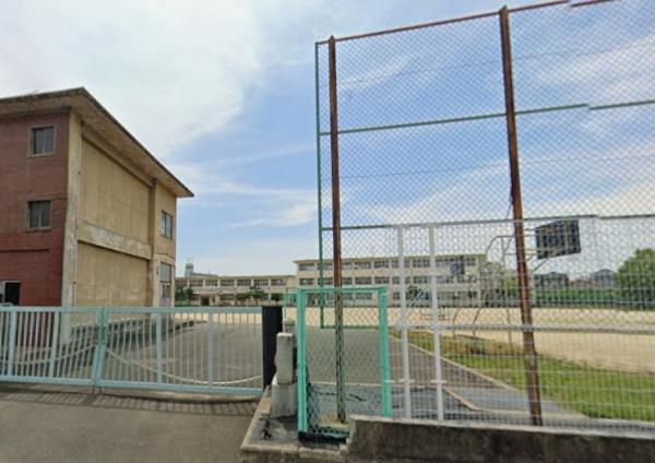 寝屋川市河北東町の中古一戸建て(寝屋川市立第七中学校)