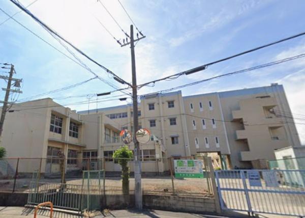 摂津市一津屋２丁目の中古一戸建て(摂津市立第四中学校)