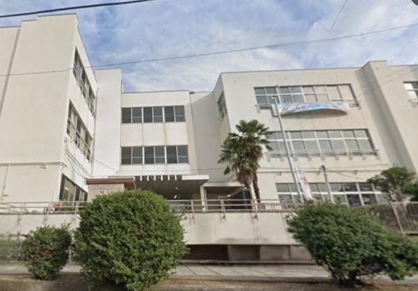 羽曳野市高鷲２丁目の中古一戸建て(羽曳野市立高鷲南小学校)