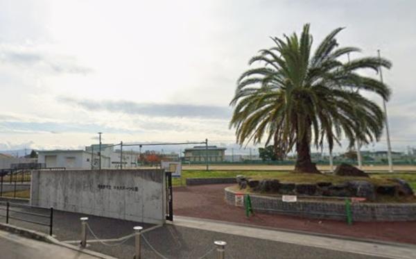 羽曳野市高鷲２丁目の中古一戸建て(羽曳野市立中央スポーツ公園)
