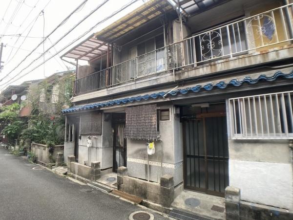 寝屋川市河北東町の中古テラスハウス