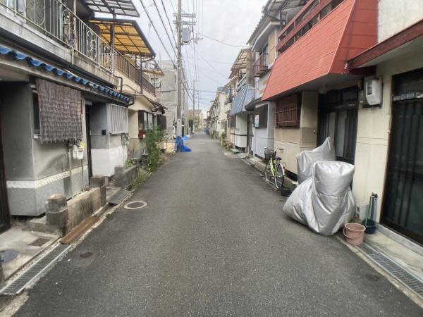 寝屋川市河北東町の中古テラスハウス