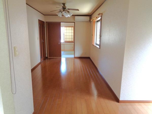 平塚市西真土１丁目の中古一戸建